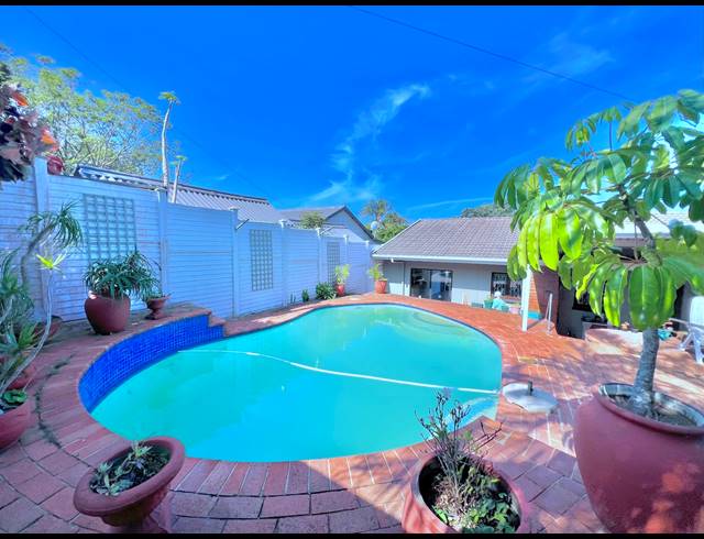 4 BEDROOM HOUSE FOR SALE IN SCOTTBURGH SOUTH